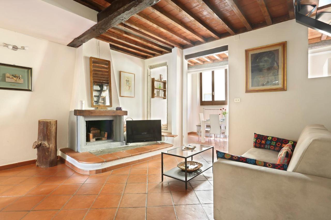 Tornabuoni Apartment In Central Florence Florencia Exterior foto